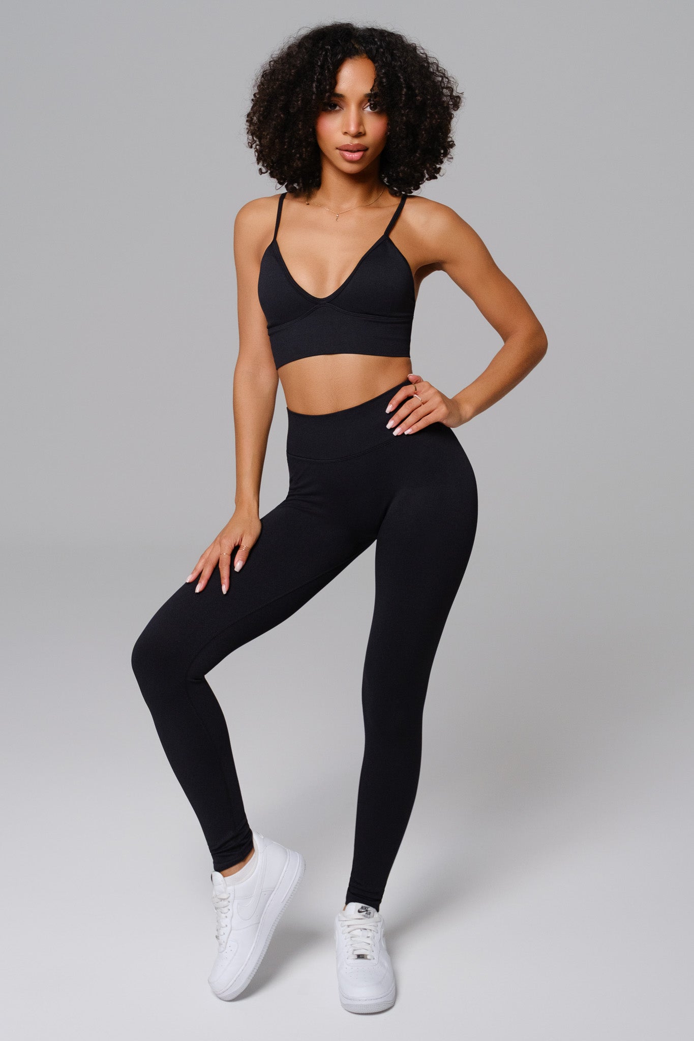 Asha Sports Bra - Black