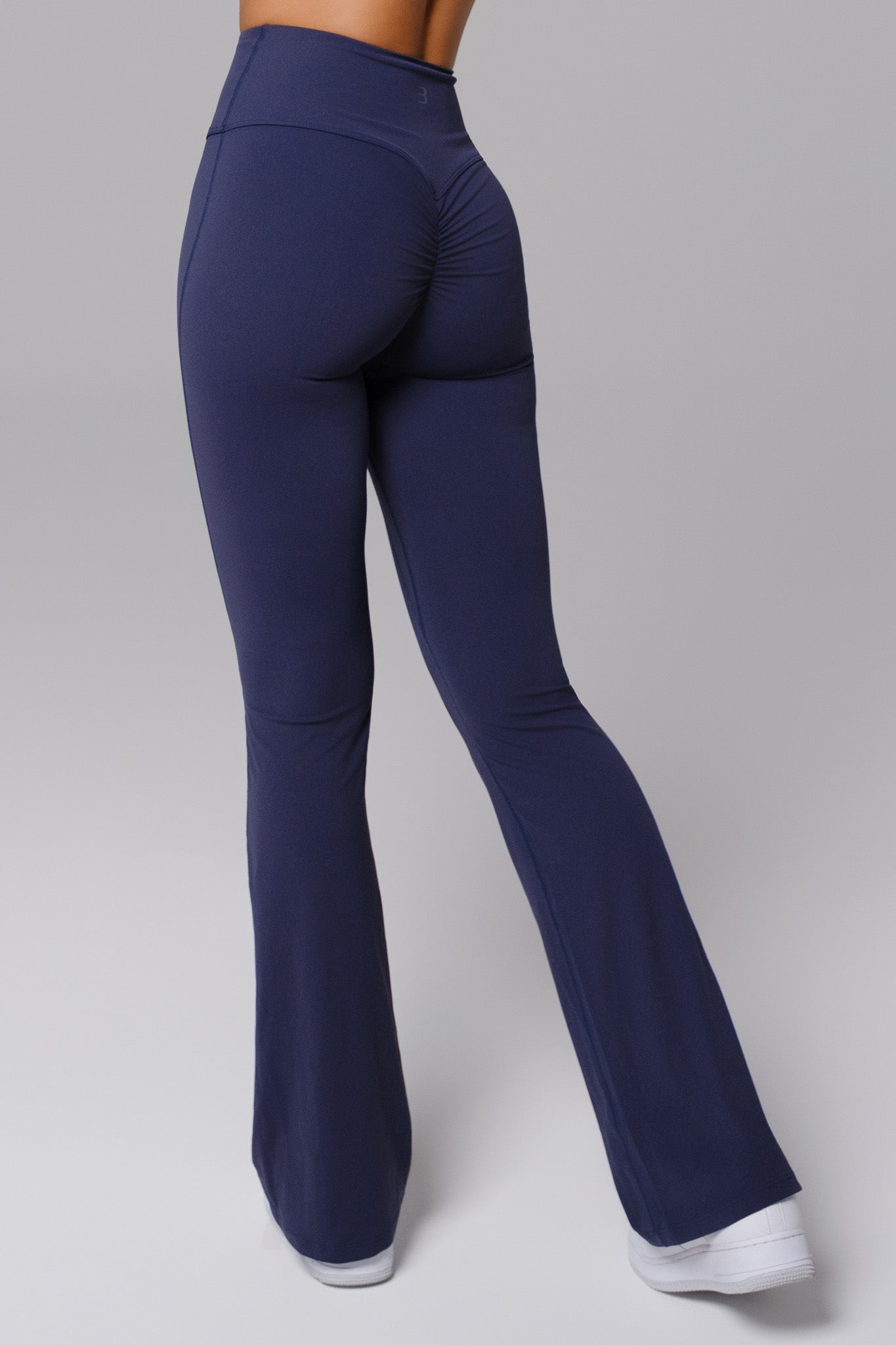 Haven Flare Leggings - Obsidian Blue