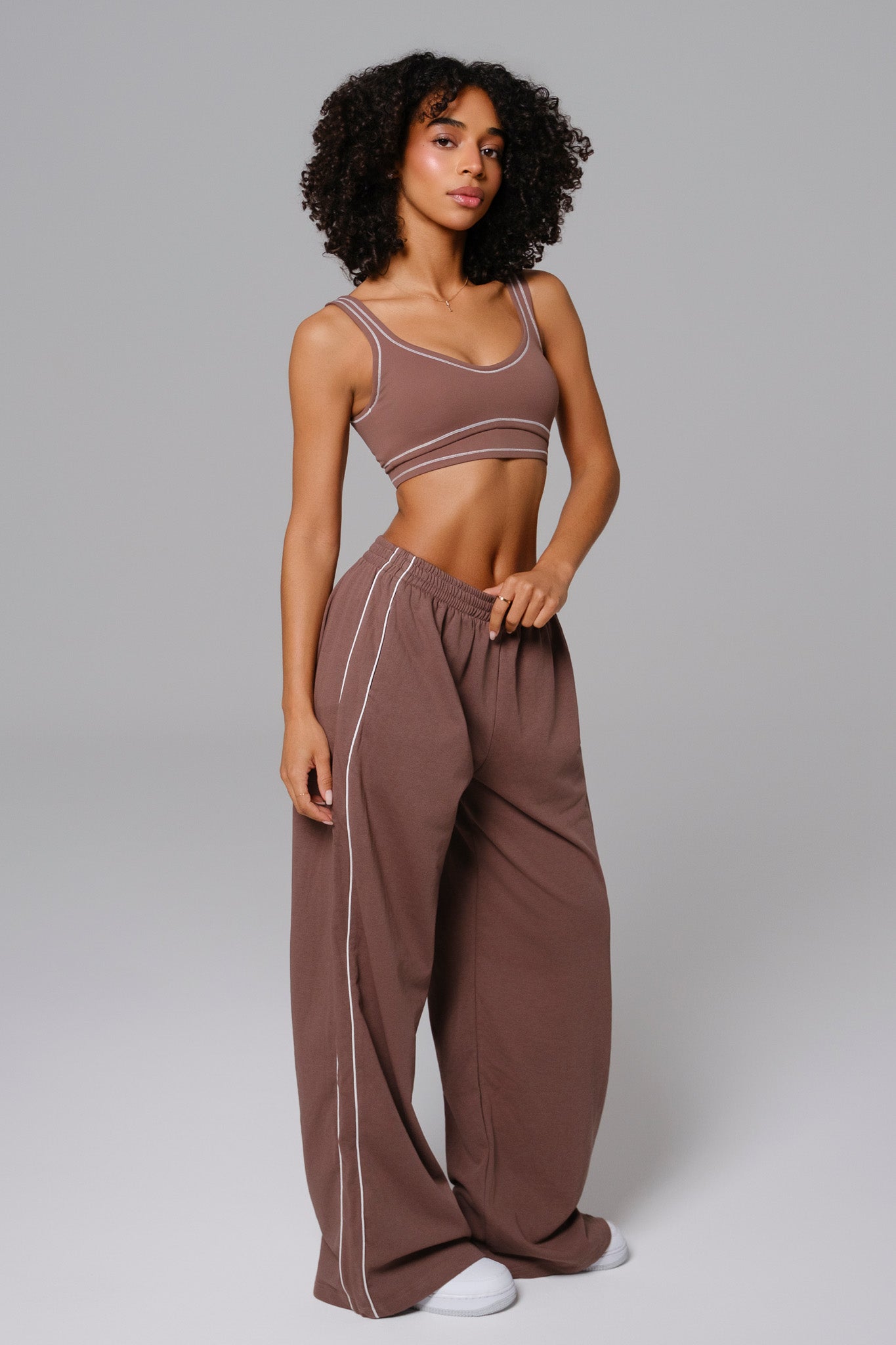 Conjunto Nadine Moletom - Marrom