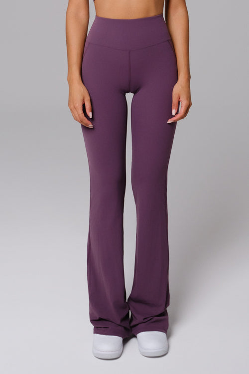 Calça Flare Nicole - Roxo Ametista