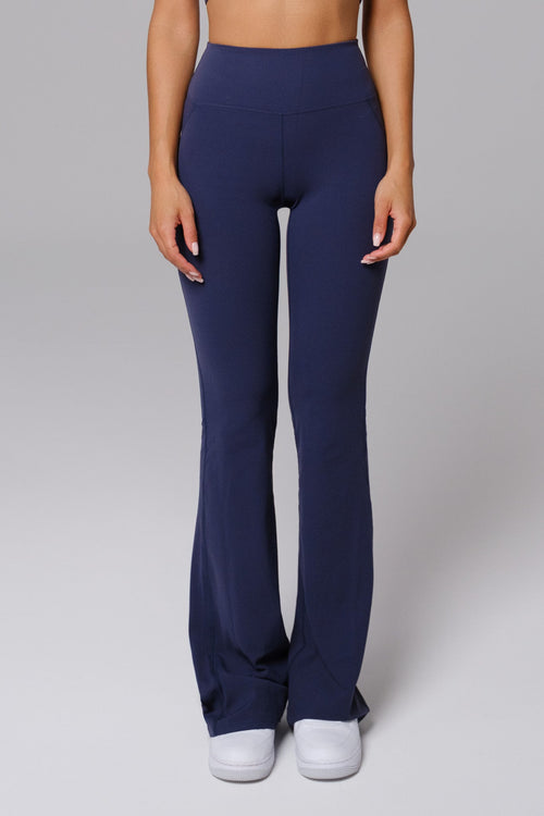 Calça Flare Nicole - Azul Obcessão