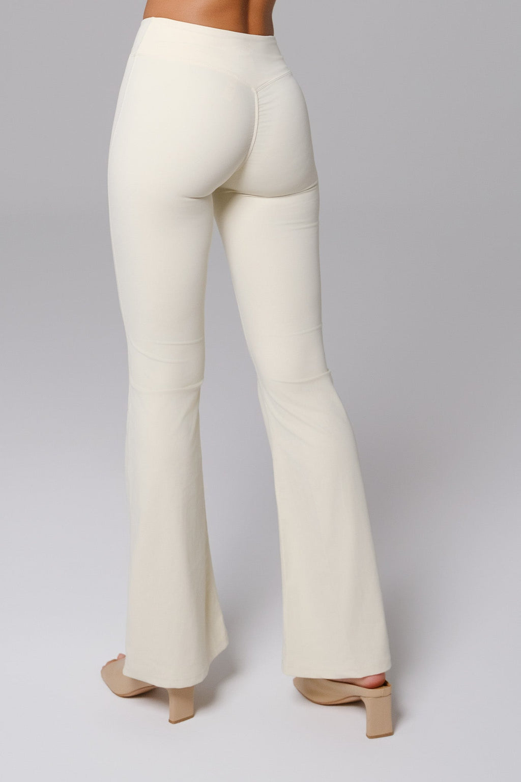 Zoe Flare Leggings - Soft Cream